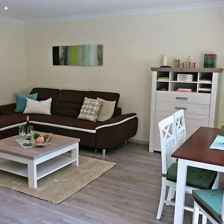 Roosartige Ferien - Am Weiherturm Apartamento